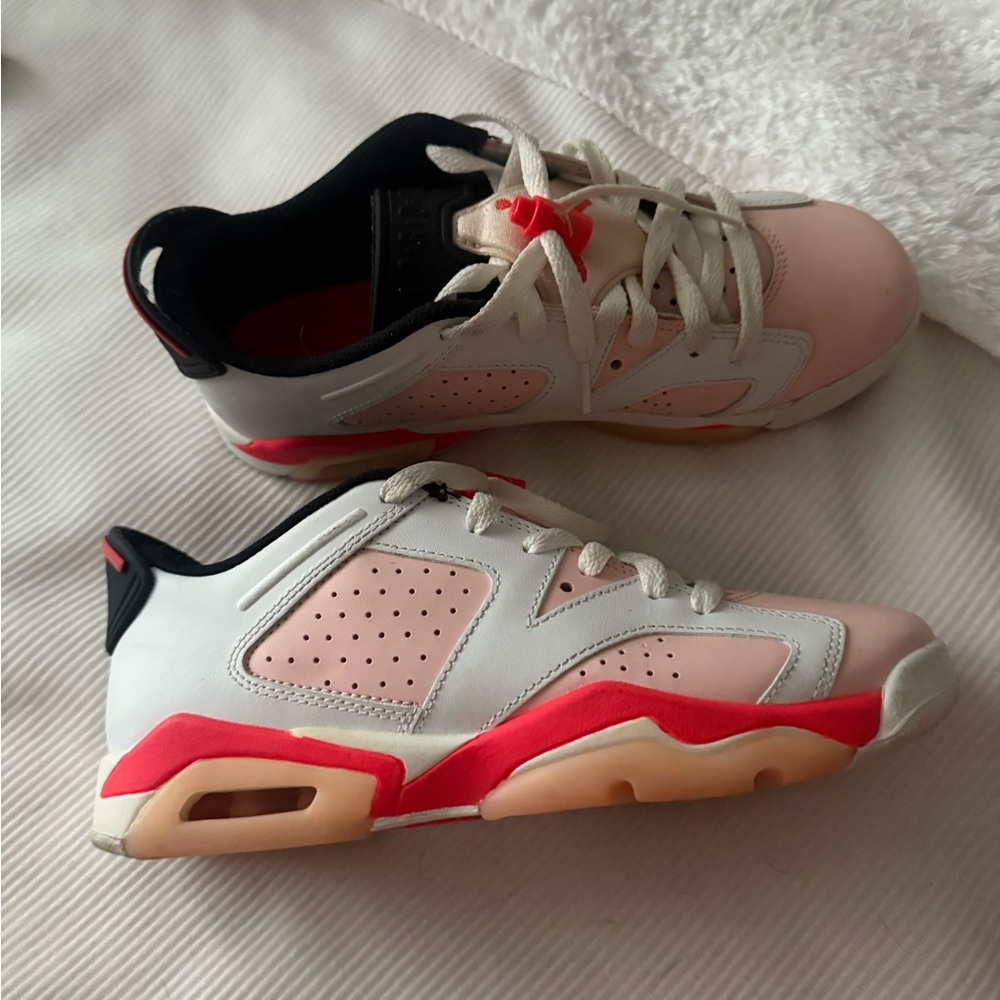 Air Jordan 6 Retro Low GS 'Atmosphere' grade school used